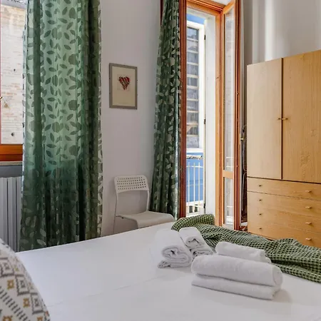 Italian Experience - Casa La Conchiglia Apartment *